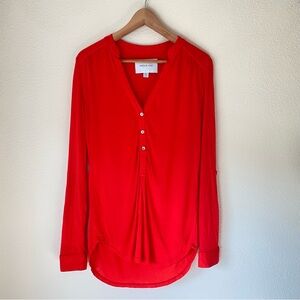 Amour Vert Red Henley Blouse, Size Small